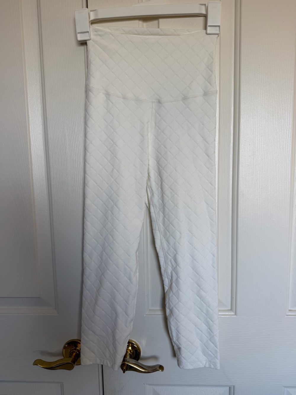 Nike White Quilted High-Waist cropped Leggings